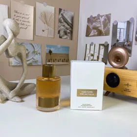 TOMFORD TF Wilderness Sandalwood Perfume-3176